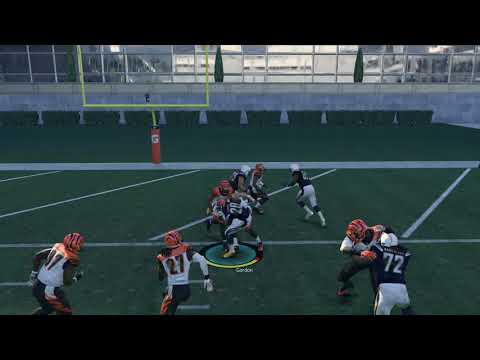 Madden 18 Goalline Run: Singleback Deuce Y Flex - HB Dive