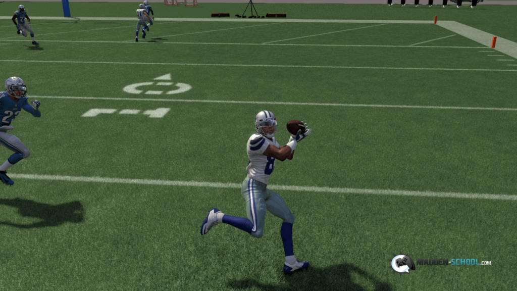 Madden 16: Gun Split Close - WR Corner - Madden School