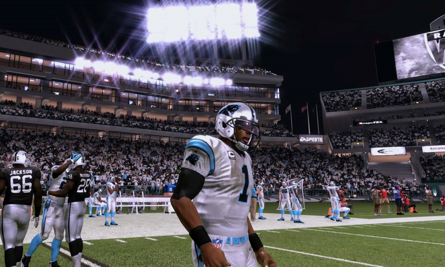 Madden 18's target passing controls article, Panthers QB Cam Newton